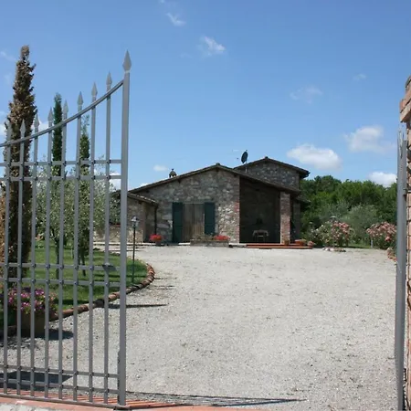 I Bertoni Sleeps 8 Pool Wifi * I Pieracci