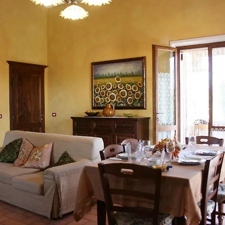 I Bertoni Sleeps 8 Pool Wifi